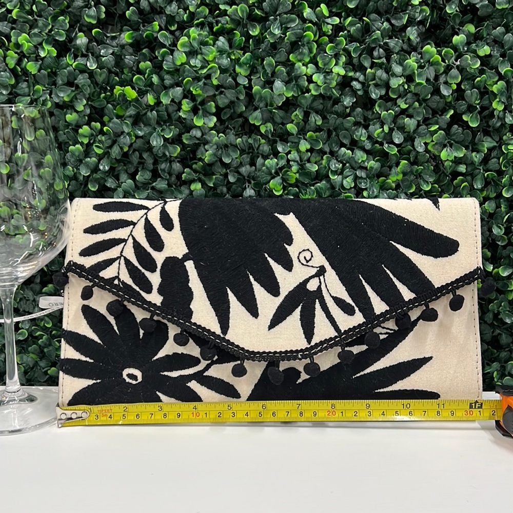La Cesta Crossbody/Clutch Catrina - Black